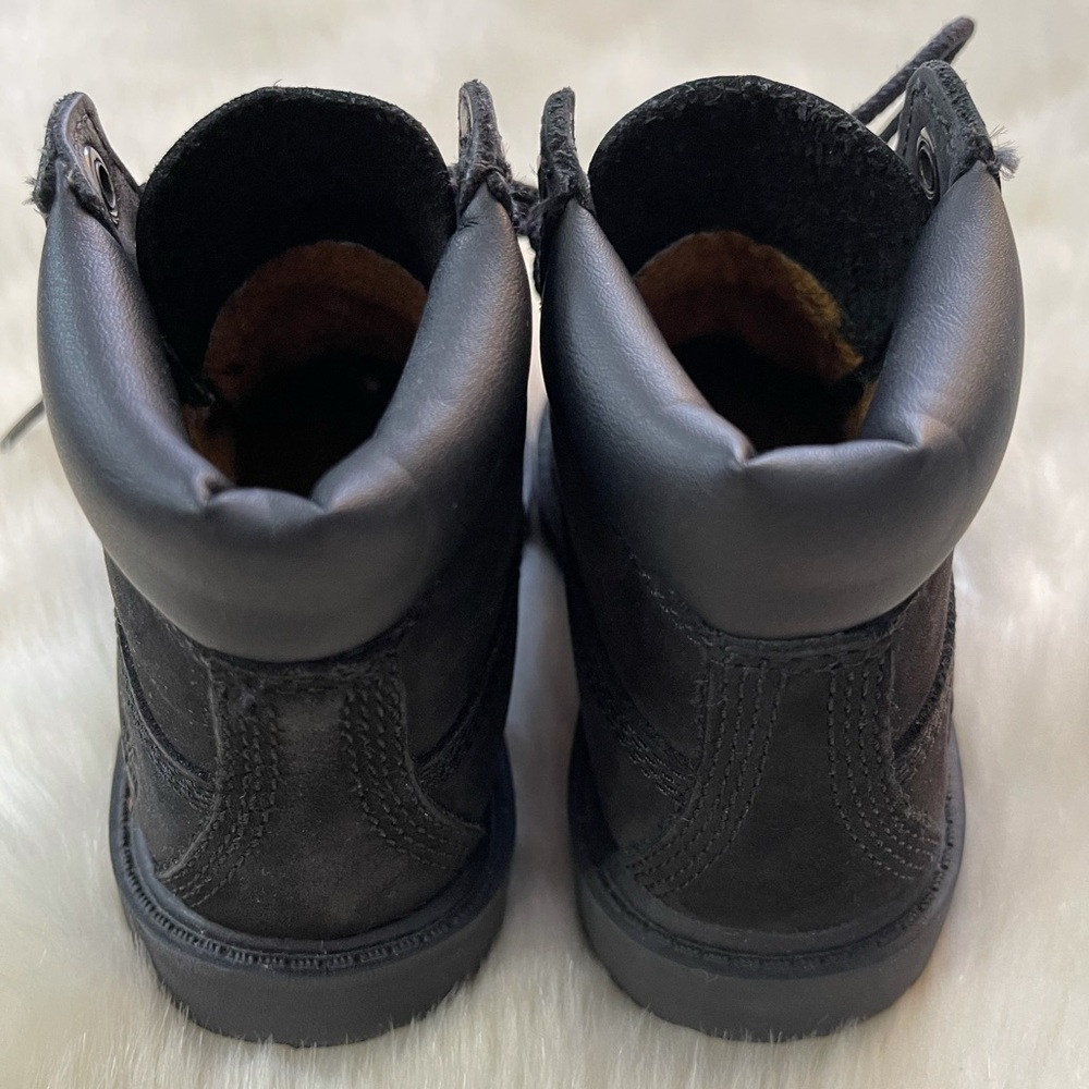Timberland - Picture 2 of 9